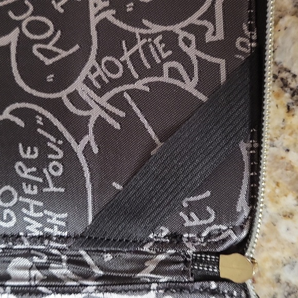 Betseyville iPad/Tablet Case - Picture 10 of 13